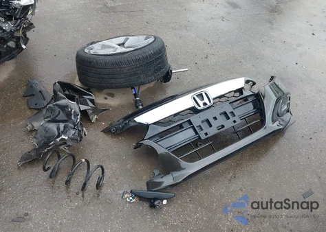 2018 Honda Accord Touring 2.0T z USA, uszkodzony, nr VIN 1HGCV2F97JA037799